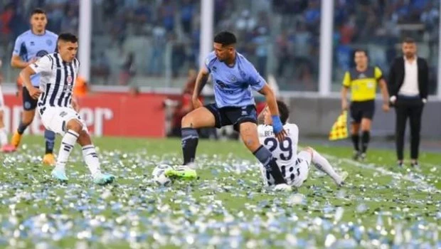 En un duelo en que los arqueros fueron figuras, Talleres y Belgrano igualaron 0 a 0
