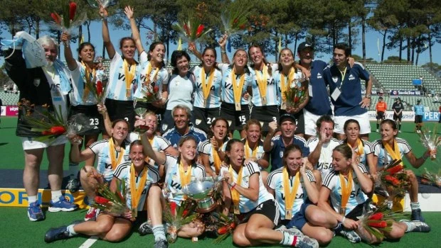Las Leonas campeonas del mundo en 2002. El primer hito de un equipo inolvidable.