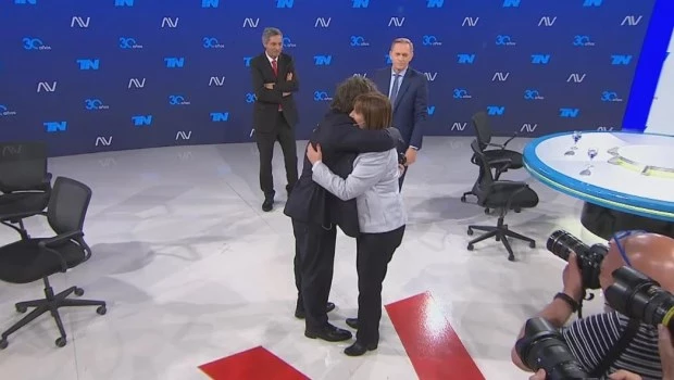 "Hacé un buen gobierno", le pidió Bullrich a Milei en medio de un ...