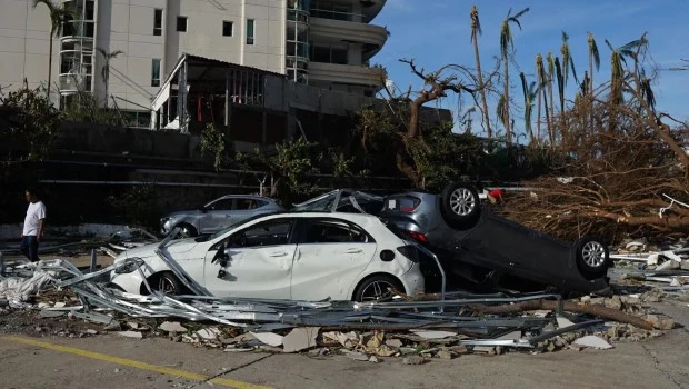Sube a 48 el número de muertos por el huracán Otis 