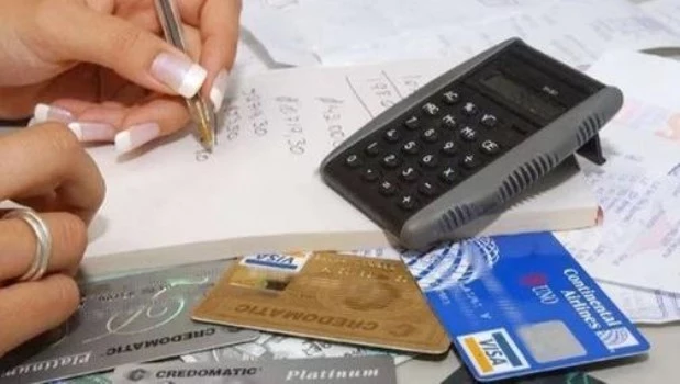 Aumenta la tasa de refinanciación de deudas con tarjetas de crédito