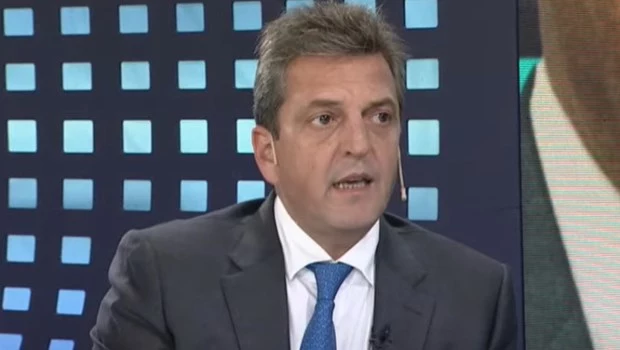 Massa dijo que creció el abastecimiento de combustible y se normalizará en las próximas horas