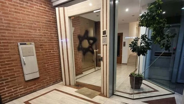 Investigan una pintada antisemita en el barrio porteño de Caballito