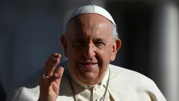 El Papa afirmó que "Pelé es el gran señor" del fútbol, pero destacó a Messi y Maradona 
