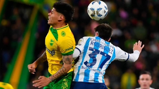 Defensa y Racing igualaron en un partidazo que cerró la jornada de la Copa de la Liga