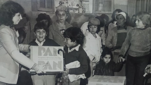 La caja PAN llegó a ser el mayor programa de alimentos organizado en la historia argentina. Archivo La Prensa