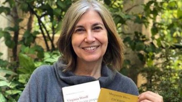 La novela de María José Eyras encadena microrrelatos.