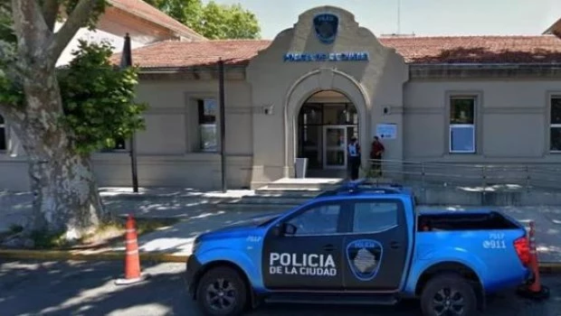 La víctima, de 77 años, falleció en la comisaría 1A, de la Policía Federal.