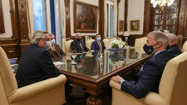 Tras las críticas por el comunicado de Cancillería, Alberto Fernández recibió a representantes de la DAIA