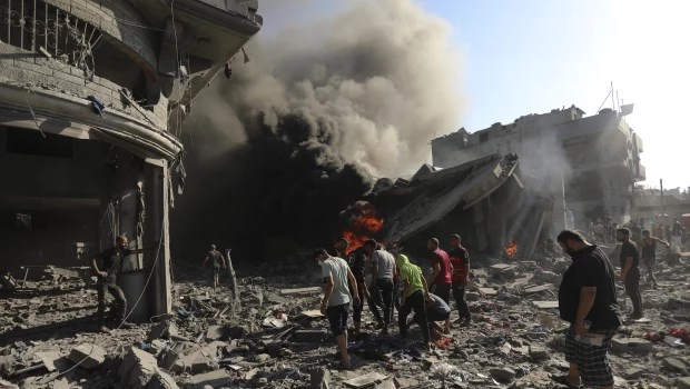 Palestinos denuncian un ataque israelí contra una escuela