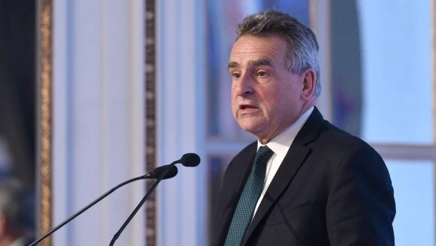 Rossi apuntó contra Milei: "No creo que los argentinos elijan a alguien que les mintió descaradamente"