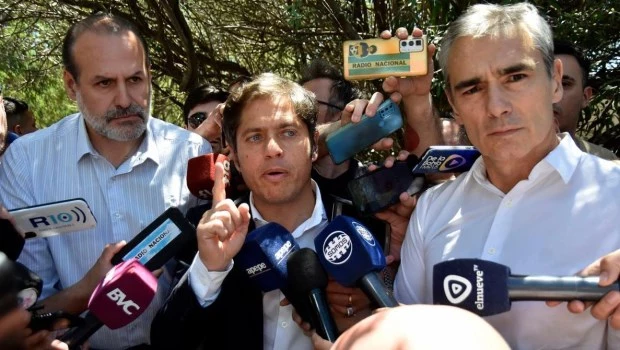 Kicillof dijo que en materia de obras "va a ser muy difícil continuar si no gana Massa"
