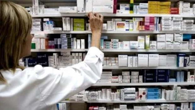 El Gobierno bonaerense destrabó el conflicto con prepagas y obras sociales por la venta de medicamentos 