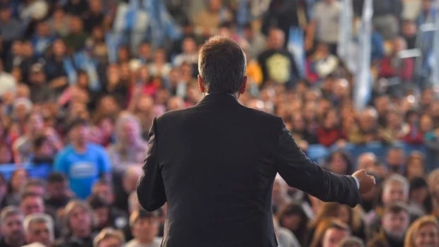 Frente al dogma democrático