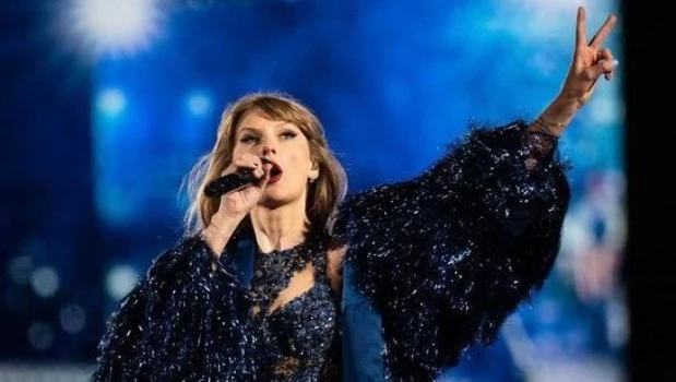 Taylor Swift.