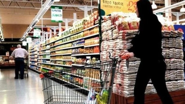 La inflación de octubre fue de 8,3% y acumuló 142,7% el último año