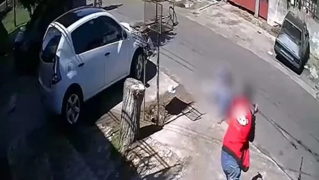 Asesinan a golpes en la cabeza a un hombre en medio de una pelea vecinal en Ingeniero Budge