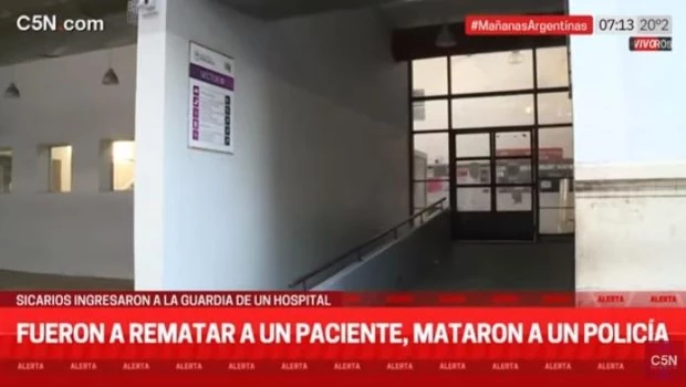 Buscan a los cuatro hombres que irrumpieron en un hospital y asesinaron a un policía en Rosario