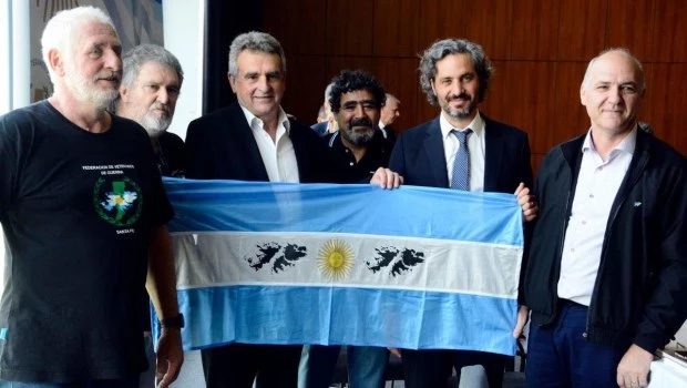 Rossi anunció que las pensiones a excombatientes serán hereditarias 