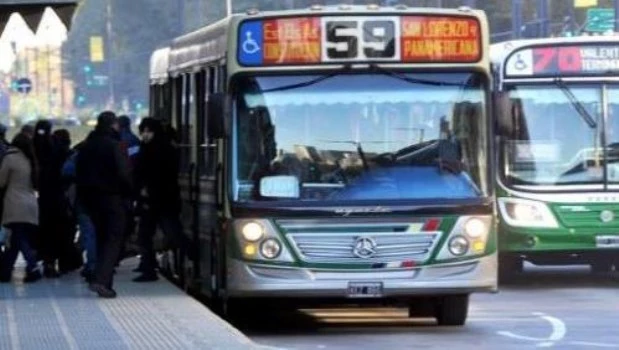 Habrá transporte gratuito en todo el país este domingo por el balotaje