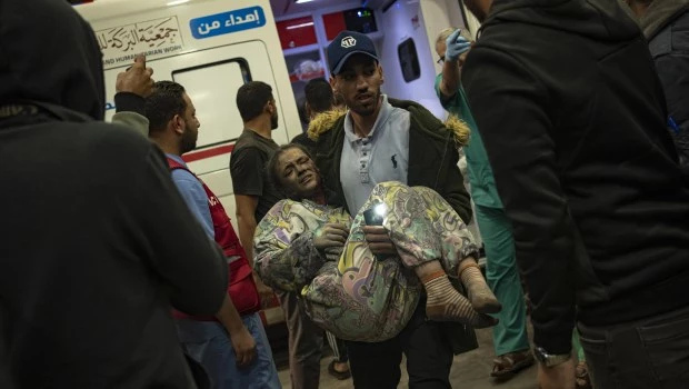 Israel busca rastros de Hamás durante un operativo en un hospital de Gaza repleto de pacientes