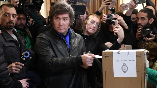 La Junta Nacional Electoral advierte a La Libertad Avanza que será responsable por las boletas