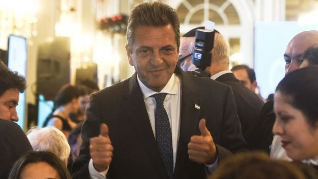 Massa: "La apertura indiscriminada de la economía termina con fábricas cerradas y gente en la calle"