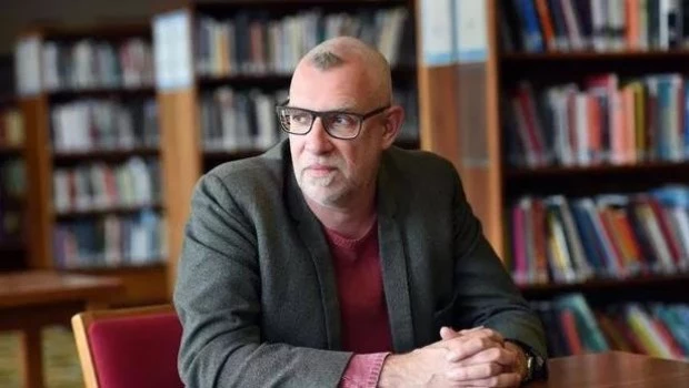 El escocés Graeme Macrae Burnet sigue ensayando variantes en la novela policial.