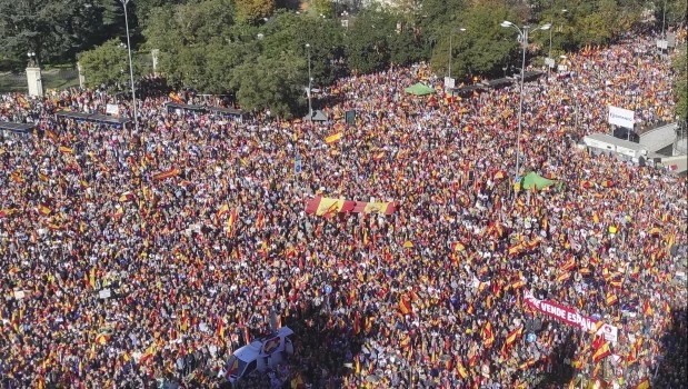 Unas 170.000 personas marcharon por Madrid contra la ley de amnistía catalana
