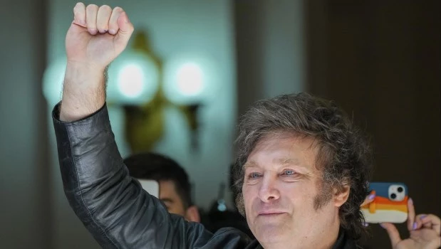 Milei: "Esperemos que mañana haya más esperanza y no continuidad de decadencia"