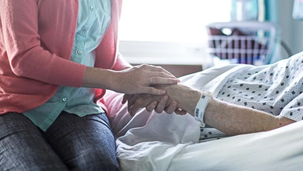 Eutanasia: ¿Existe un derecho a morir o es muerte medicalizada?