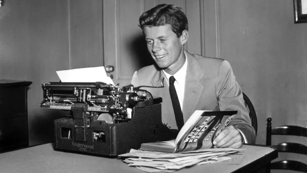 Kennedy, como corresponsal del Journal American de Hearst.