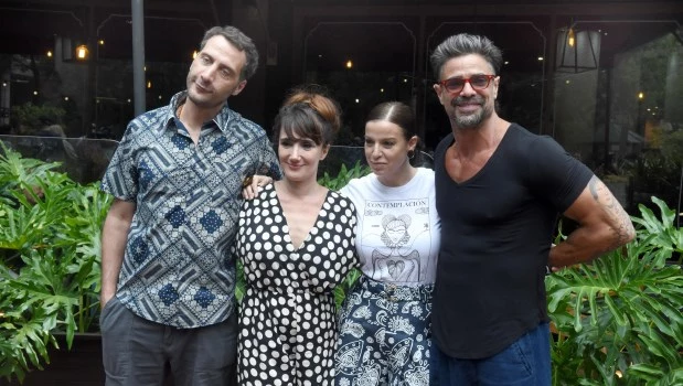 Luciano Cáceres, Jorgelina Aruzzi, Mercedes Funes y Luciano Castro harán 'El beso' en La Feliz. (Foto: Gustavo Carabajal)
