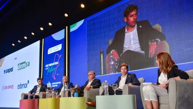 Kicillof en la UIA: 