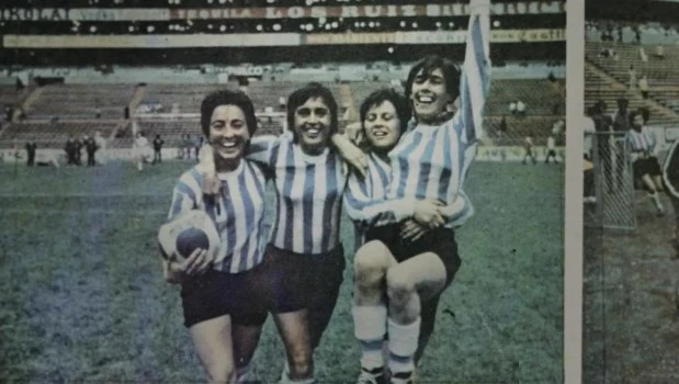 A pesar de estar poco entrenadas, cumplieron un muy buen papel. Sin embargo, al regresar fueron ocultadas.