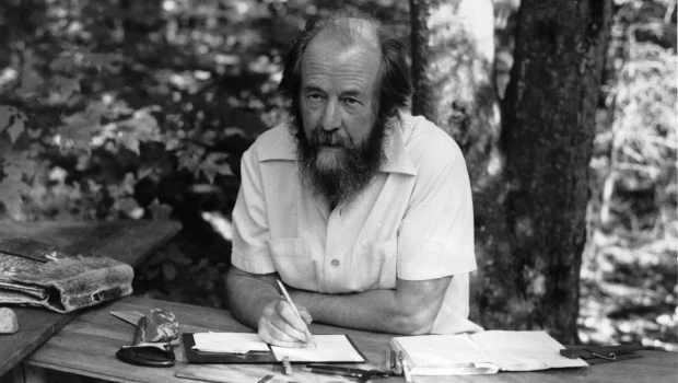 “Archipiélago Gulag” es la mas simple de las obras de Solzhenitsyn. Sin embargo, quita el aliento y el sueño.