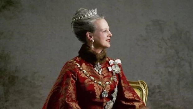 La reina Margarita II de Dinamarca, que ha reinado durante 52 años, anunció su abdicación de manera sorpresiva en su discurso de Año Nuevo.
