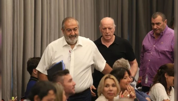 Daer contra los diputados dialoguistas: "No van a poder caminar por la calle si se cierra el Banco Central"