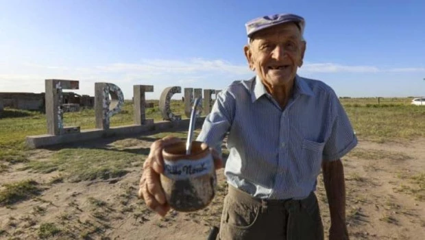 A los 93 años murió Pablo Novak, el último habitante de Epecuén