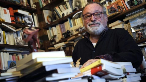 El escritor y filósofo español Fernando Savater fue despedido del periódico El País.