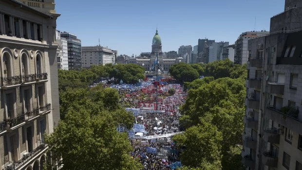 La Justicia declaró la invalidez de 6 artículos laborales del DNU