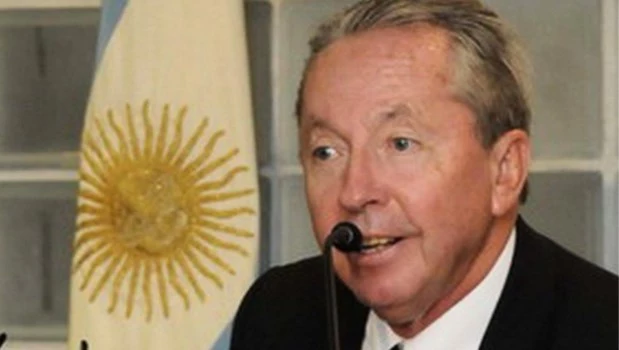 El político mendocino Edgardo Civit Evans dirige el único Partido del Jubilado con personería jurídica del país.