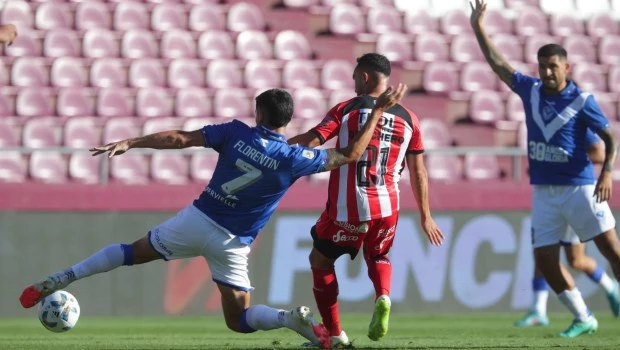 Barracas Central y Vélez empataron en su estreno en la Copa de la Liga