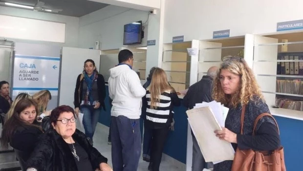 El Gobierno dio el primer paso para intervenir todos los registros automotores del país