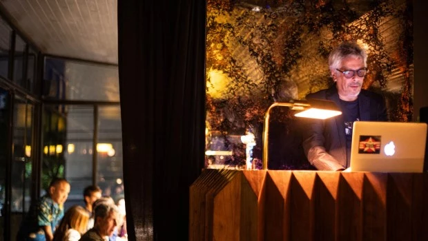 Música, tragos y aires de Japón