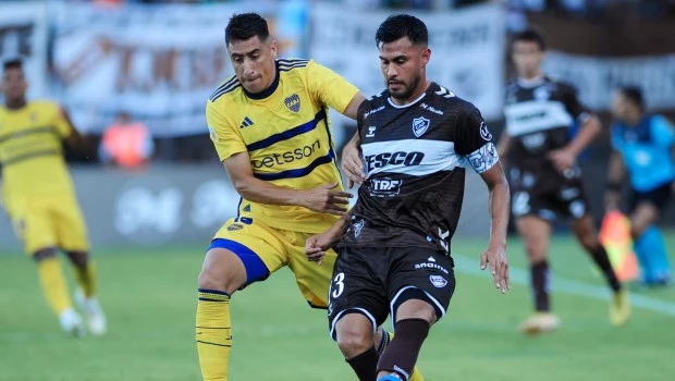 Sobraron intenciones, pero faltaron emociones en la tarde de Vicente López. Pese a que fue el debut, Boca quedó en deuda.