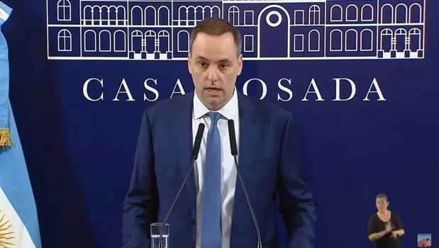 El Gobierno señaló que habrá un "ajuste mayor a las provincias" al excluir el capítulo fiscal de la Ley Omnibus