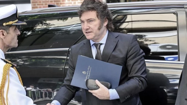 Milei analizó con su gabinete la marcha del debate de la ley "Bases" en Diputados