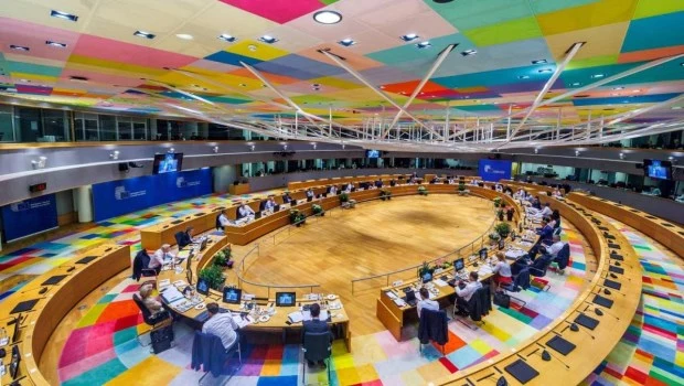 La Unión Europea destrabó el bloqueo de Hungría y aprobó una ayuda de 50.000 millones de euros para Ucrania 
