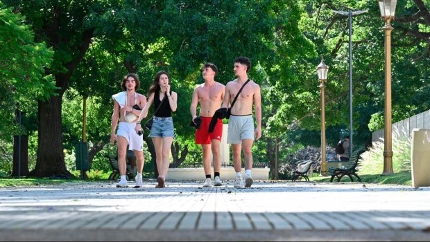 Siete ciudades del país superaron los 40 grados esta tarde 